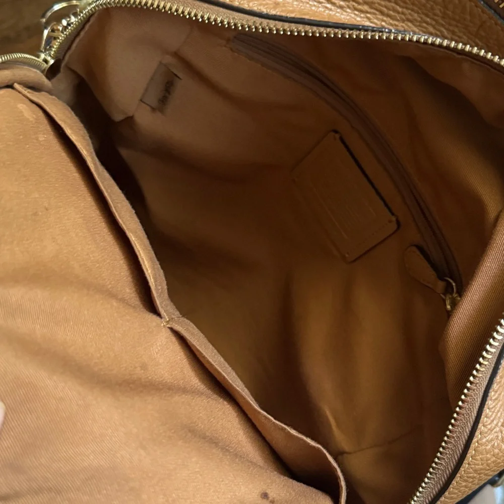 Coach Women's Court  Gold Penny Refined Pebble Leather Backpack C8521 - Picture 6 of 8